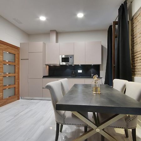 Suites Gran Via Capilla Real Granada Exteriör bild