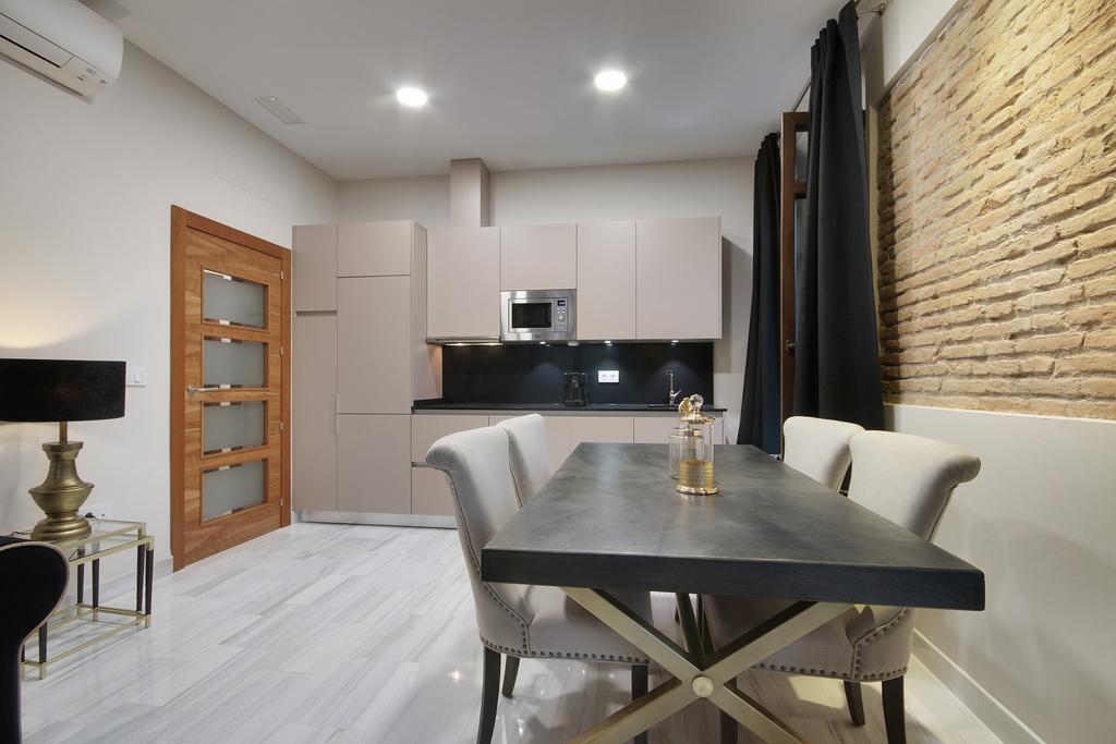 Suites Gran Via Capilla Real Granada Exteriör bild