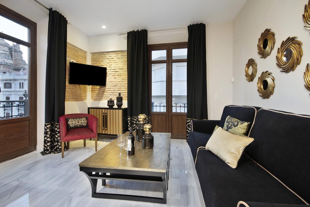 Suites Gran Via Capilla Real Granada Exteriör bild