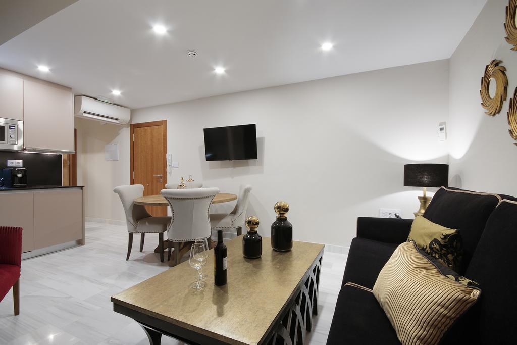 Suites Gran Via Capilla Real Granada Exteriör bild