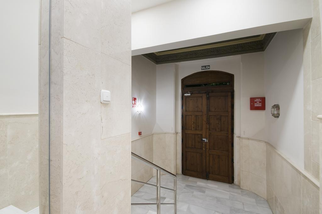 Suites Gran Via Capilla Real Granada Exteriör bild