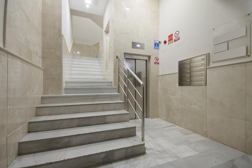 Suites Gran Via Capilla Real Granada Exteriör bild